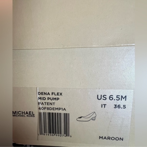 Michael Kors Red Patent Leather Flex Pumps | Size 6.5 | Logo Heels - Picture 8 of 8